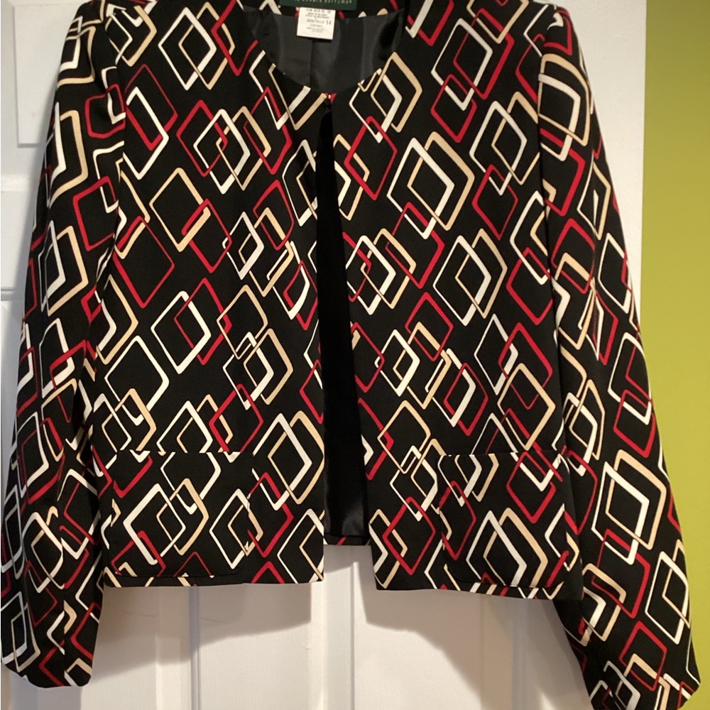 Blazer - Picture 3 of 4